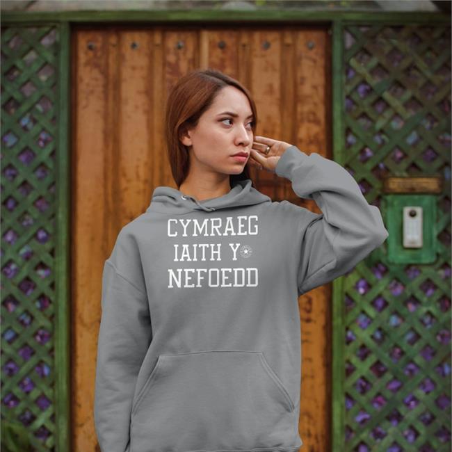 Carol Vorderman Owain Wyn Evans Lorraine Cymraeg Iaith Y Nefoedd Cowbois 1962 Shirt