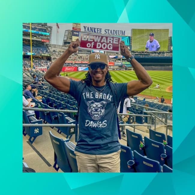 RotoWear Merch Store The Bronx Dawgs Vintage Shirt | RotoWear Baseball & Fantasy Football