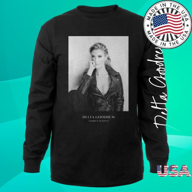 Official Merch Bar Delta Goodrem Photo Of Delta Goodrem Long Sleeve T-Shirts BlackMerchBar